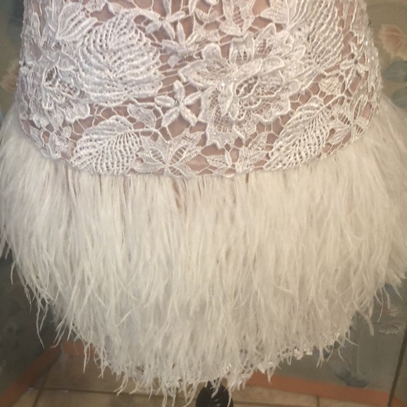 Jovani 171924  White A Line Mini Ostrich Feathers - Picture 10 of 13